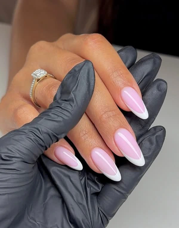 Pose gel ongles